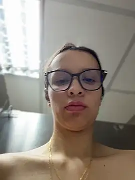 Soy Sara7 online show from 04-25-26, 01:41