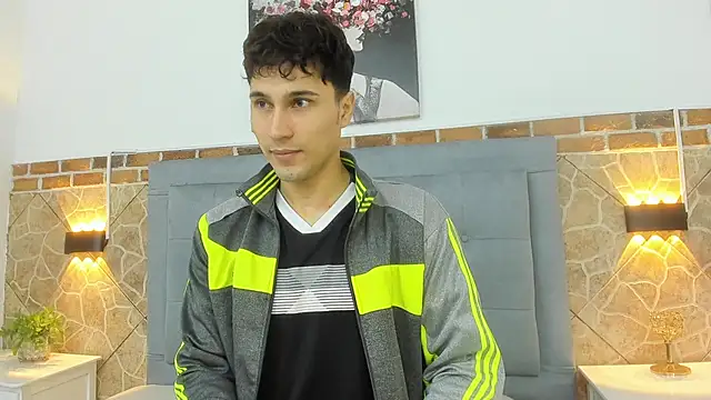 Snapshot of buddy_whitte chatting on 03-05-25, 11:17 buddy whitte online show from 03-05-25, 11:17