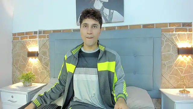 Snapshot of buddy_whitte chatting on 03-17-25, 03:14 buddy whitte online show from 03-17-25, 03:14