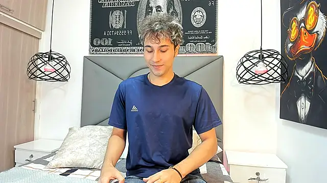 Snapshot of buddy_whitte chatting on 10-26-25, 12:11 buddy whitte online show from 10-26-25, 12:11