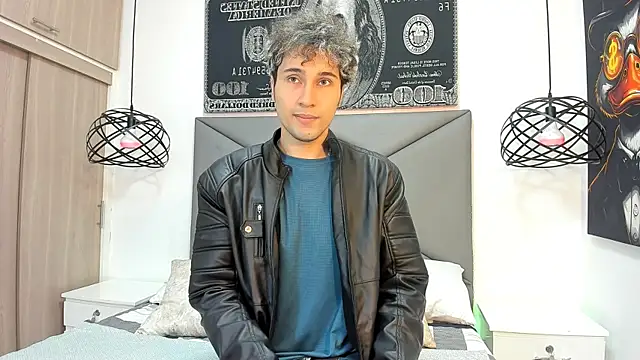 Snapshot of buddy_whitte chatting on 10-31-25, 11:55 buddy whitte online show from 10-31-25, 11:55