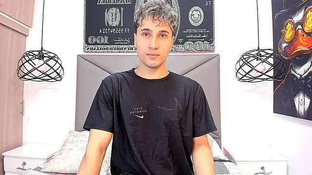 Snapshot of buddy_whitte chatting on 11-11-25, 11:54 buddy whitte online show from 11-11-25, 11:54