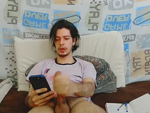 blondetwink online show from 04-29-26, 03:49