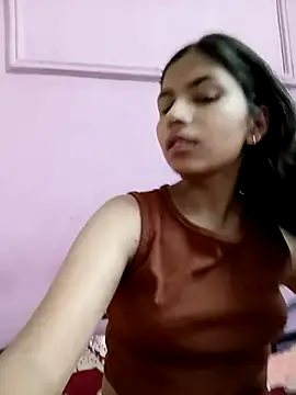 Snapshot of heena-3678 chatting on 04-23-26, 12:51 heena-3678 online show from 04-23-26, 12:51
