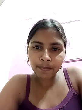 Snapshot of heena-3678 chatting on 05-11-26, 02:45 heena-3678 online show from 05-11-26, 02:45