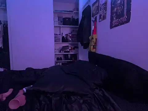 Snapshot of ChrryFoxx chatting on 03-22-25, 08:51 ChrryFoxx online show from 03-22-25, 08:51