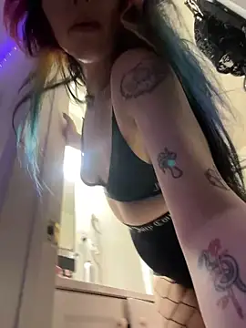 Snapshot of ChrryFoxx chatting on 10-16-25, 11:50 ChrryFoxx online show from 10-16-25, 11:50