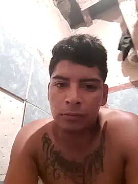 Snapshot of Elcabezhupas97 chatting on 09-18-25, 05:20 Elcabezhupas97 online show from 09-18-25, 05:20