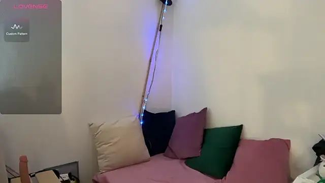 Snapshot of bayofdarkness chatting on 03-14-25, 02:19 bayofdarkness online show from 03-14-25, 02:19