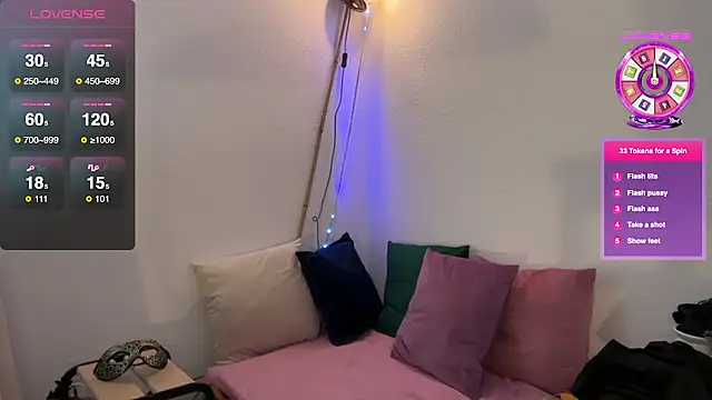 Snapshot of bayofdarkness chatting on 03-18-25, 06:59 bayofdarkness online show from 03-18-25, 06:59