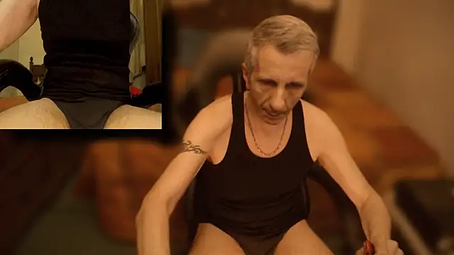 Snapshot of maxdaddy690 chatting on 03-01-25, 09:04 maxdaddy690 online show from 03-01-25, 09:04