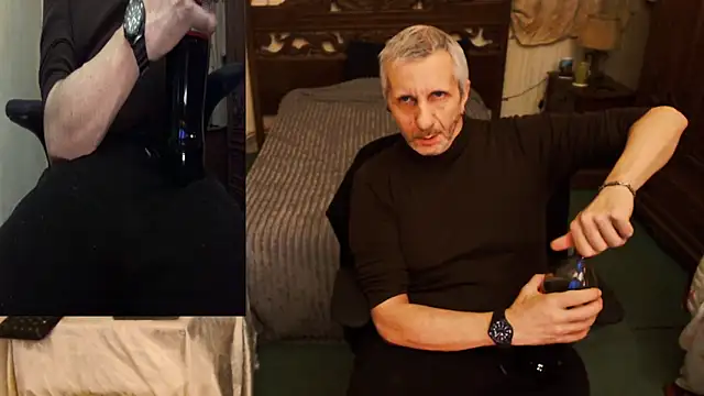 Snapshot of maxdaddy690 chatting on 11-05-25, 10:10 maxdaddy690 online show from 11-05-25, 10:10