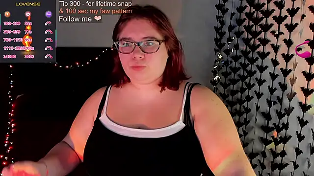 Lily lu one online show from 10-12-25, 10:09