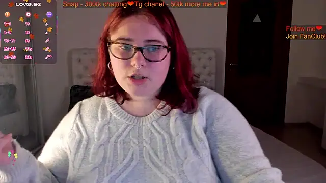 Lily lu one online show from 11-18-25, 09:41