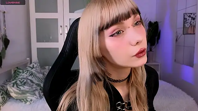 Cherry Bite online show from 11-13-25, 09:47