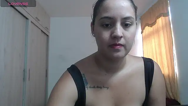 Anthonela Queen online show from 10-19-25, 04:40