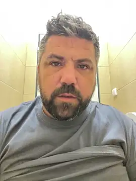 Snapshot of Alexander18edd chatting on 09-12-25, 08:03 Alexander18edd online show from 09-12-25, 08:03