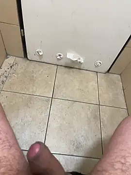 Snapshot of Alexander18edd chatting on 09-22-25, 09:44 Alexander18edd online show from 09-22-25, 09:44