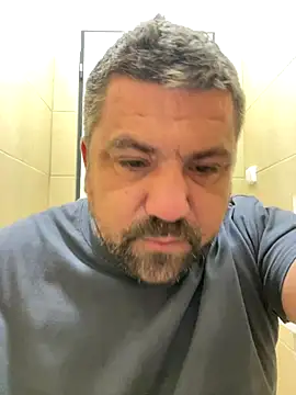 Snapshot of Alexander18edd chatting on 09-26-25, 11:03 Alexander18edd online show from 09-26-25, 11:03