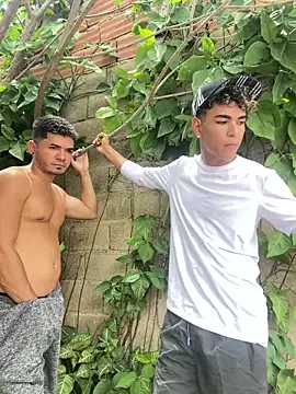 twinks 28 online show from 09-26-25, 04:22