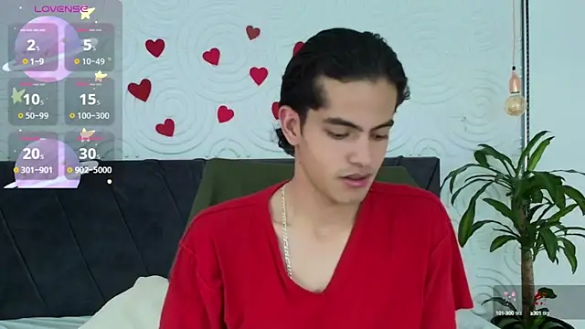 Maximoherrera 16 online show from 04-30-26, 12:33