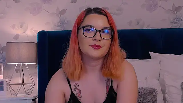 Snapshot of KailyKay chatting on 09-22-25, 06:10 KailyKay online show from 09-22-25, 06:10