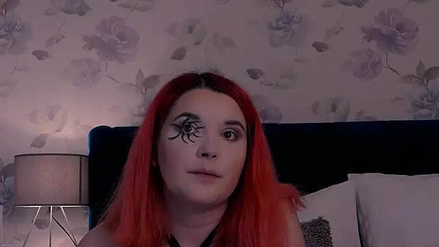 Snapshot of KailyKay chatting on 10-31-25, 07:04 KailyKay online show from 10-31-25, 07:04