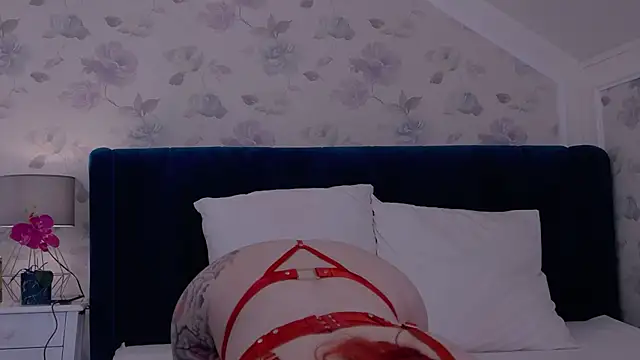 Snapshot of KailyKay chatting on 12-03-25, 07:12 KailyKay online show from 12-03-25, 07:12