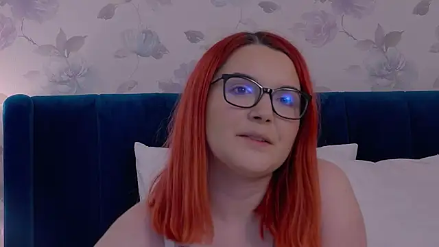 Snapshot of KailyKay chatting on 12-13-25, 09:09 KailyKay online show from 12-13-25, 09:09