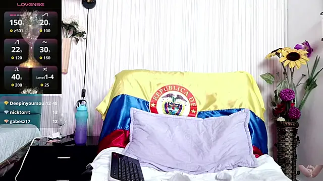 Snapshot of anastaciafire25 chatting on 10-31-25, 08:15 anastaciafire25 online show from 10-31-25, 08:15