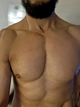 juniortche1313 online show from 03-26-26, 10:48