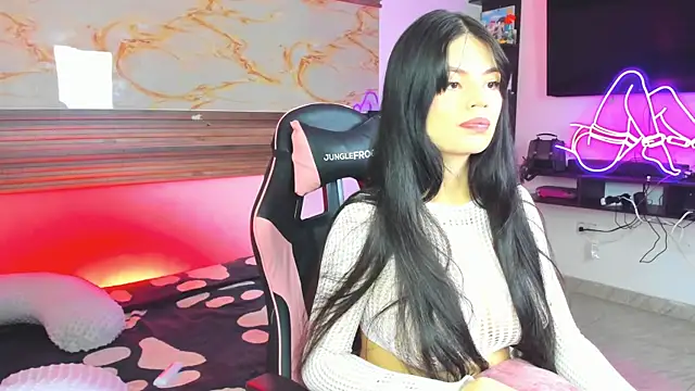 Cloe roouse online show from 11-10-25, 07:02