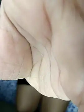 Snapshot of neha_rohan12 chatting on 02-26-25, 06:54 neha rohan12 online show from 02-26-25, 06:54