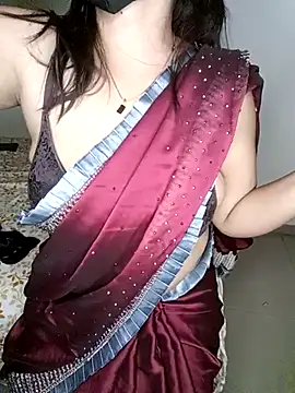 Snapshot of neha_rohan12 chatting on 03-15-25, 10:00 neha rohan12 online show from 03-15-25, 10:00