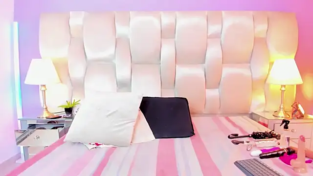 megan loviitz online show from 04-15-26, 12:23