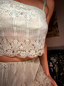 Rosemarie Blu online show from 11-20-25, 04:12