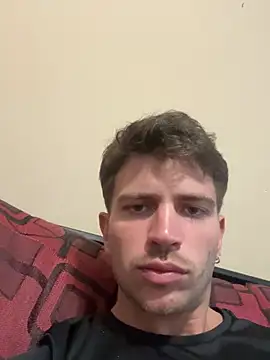 Snapshot of shuki0101 chatting on 03-14-25, 10:05 shuki0101 online show from 03-14-25, 10:05