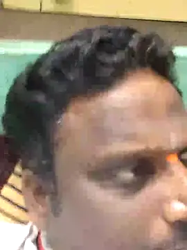 Snapshot of beyondthelines123 chatting on 02-28-25, 03:48 beyondthelines123 online show from 02-28-25, 03:48