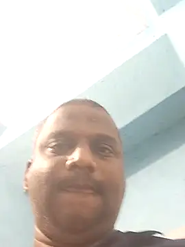 Snapshot of beyondthelines123 chatting on 10-28-25, 08:22 beyondthelines123 online show from 10-28-25, 08:22