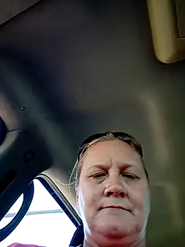 wetnwildforyou online show from 11-13-25, 08:19