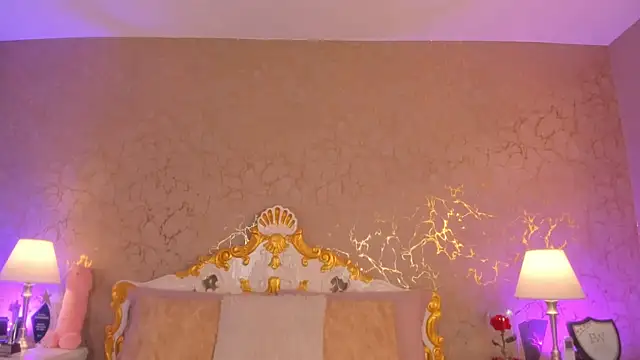 ScarlettWallace online show from 04-27-26, 08:18