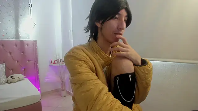 loverisu-coral online show from 03-02-26, 08:59