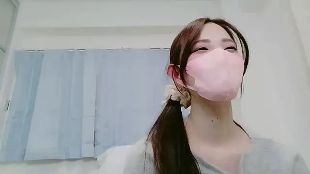 Snapshot of NANA_7 chatting on 11-26-25, 01:06 NANA 7 online show from 11-26-25, 01:06