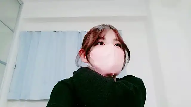 Snapshot of NANA_7 chatting on 02-17-26, 10:12 NANA 7 online show from 02-17-26, 10:12