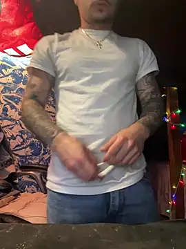 Snapshot of papiVilla23 chatting on 03-16-25, 03:47 papiVilla23 online show from 03-16-25, 03:47