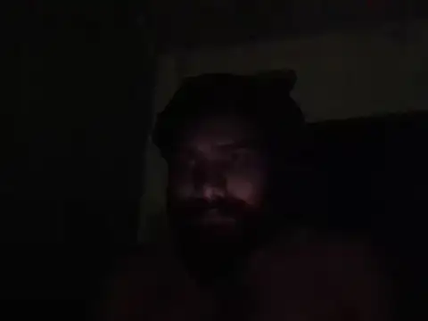 Snapshot of AjpandeyNi88_ chatting on 03-09-25, 08:21 AjpandeyNi88 online show from 03-09-25, 08:21