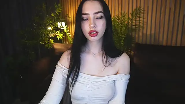 Snapshot of WildKittenX_ chatting on 10-27-25, 06:39 WildKittenX online show from 10-27-25, 06:39