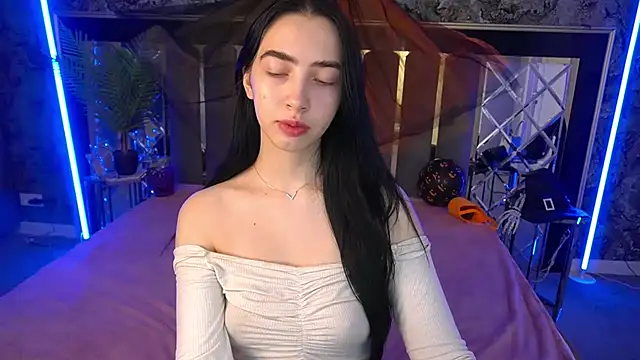 Snapshot of WildKittenX_ chatting on 10-29-25, 06:48 WildKittenX online show from 10-29-25, 06:48