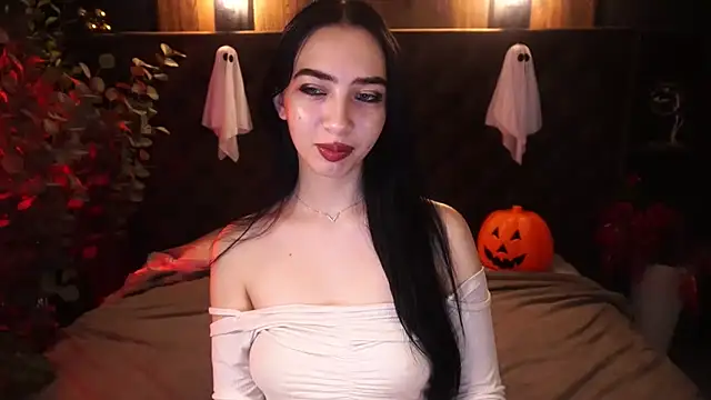 Snapshot of WildKittenX_ chatting on 10-30-25, 06:48 WildKittenX online show from 10-30-25, 06:48