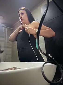 Mila LS online show from 11-28-25, 01:03